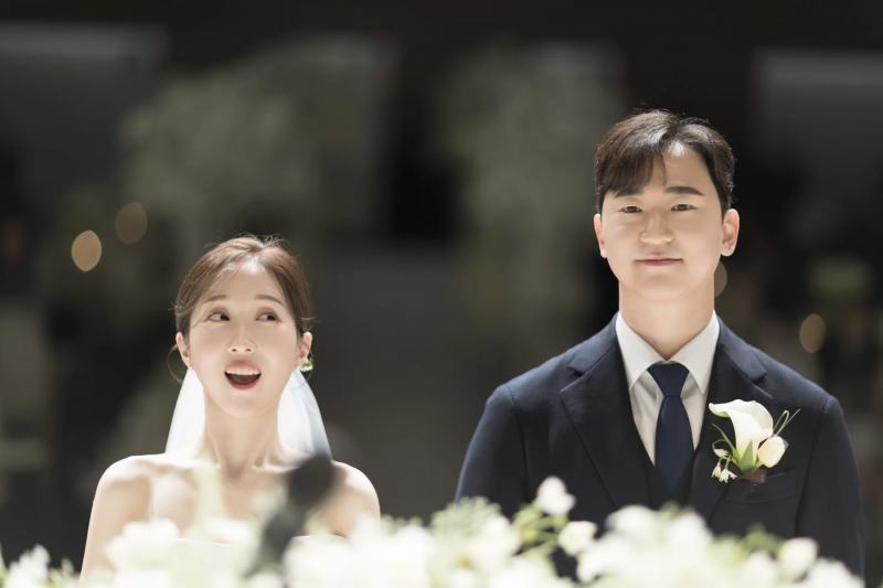서울웨딩스냅 가격 상담 안내 — 웃음 터진 신랑신부